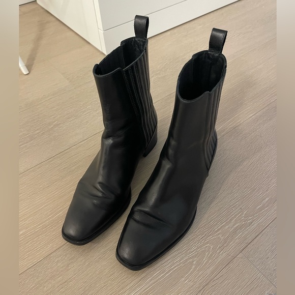 Aeyde Neil leather Chelsea boot - Picture 3 of 11